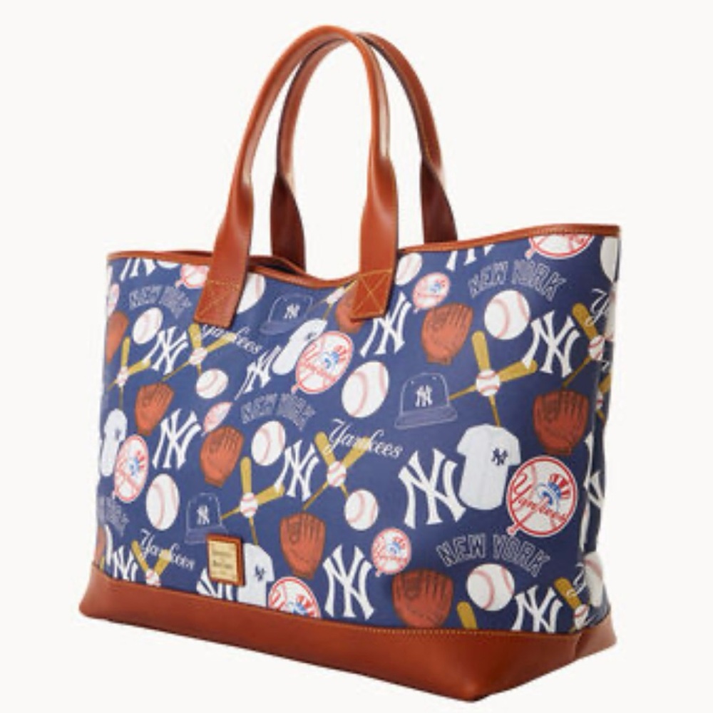Dooney & Bourke MLB New York Yankees Picnic Tote NWT - Picture 15 of 15